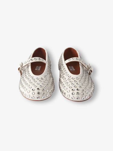 Megev shoes